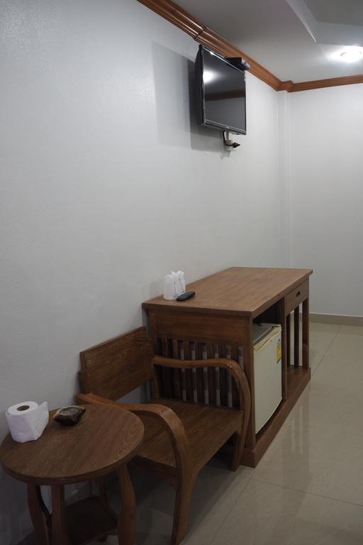 Rimmueng Resort Phanom Sarakham Экстерьер фото