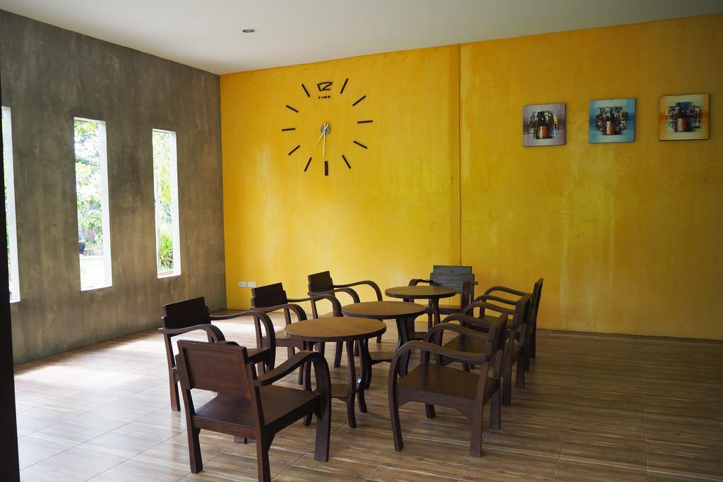 Rimmueng Resort Phanom Sarakham Экстерьер фото